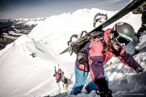 580501_427779977316455_616995776_n