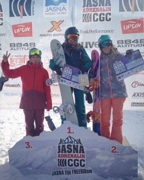 received_1431572656867697